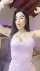 flashing-boobs