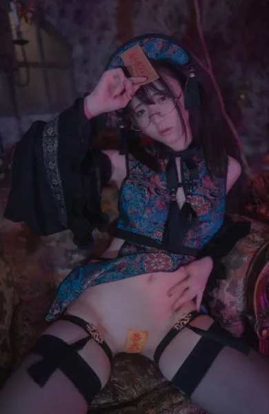 asian-cosplay-female
