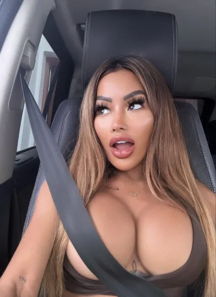 amateur-big-tits-boobs-2850