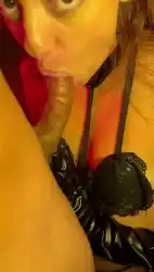 eye-contact-with-the-camera