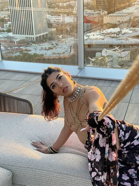 jasminesherni image