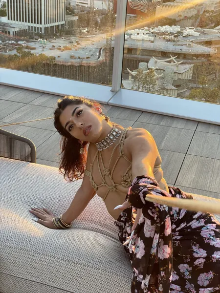 jasminesherni image