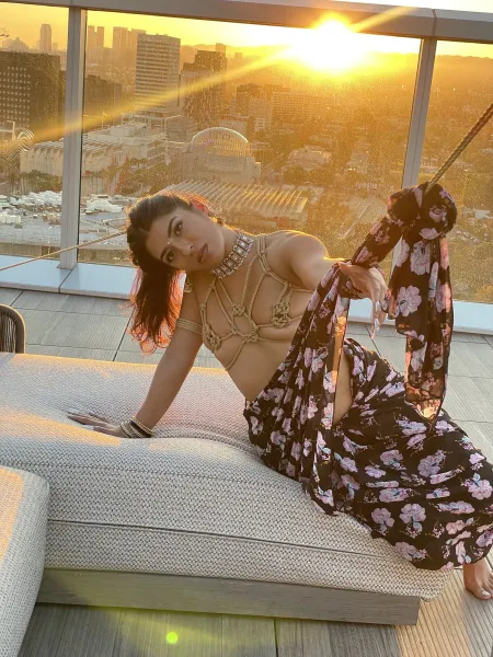 jasminesherni image