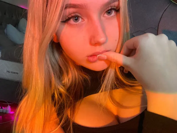 babe-beautiful-close-up-2