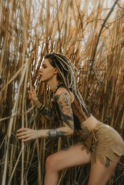 dreads-female-long-hair