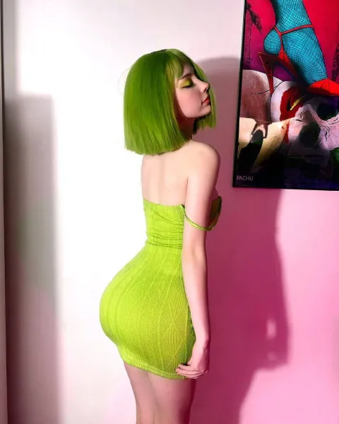 curvy-dress-green-hair