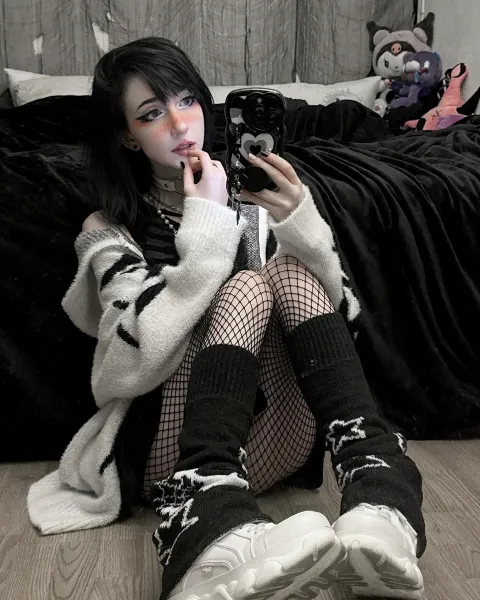 alternative-boots-cosplay