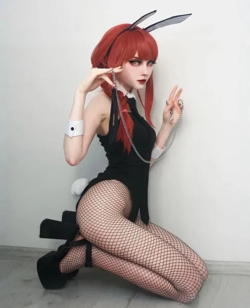bunny-bodysuit-cosplay-2
