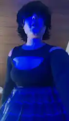 short-hair-chicks