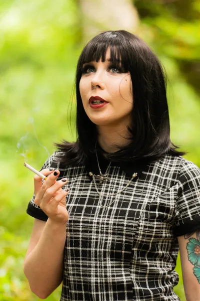 alt-alternative-brunette-20