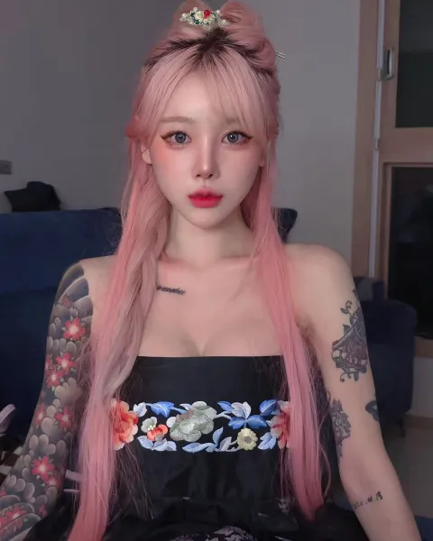 asian-big-tits-babe-21
