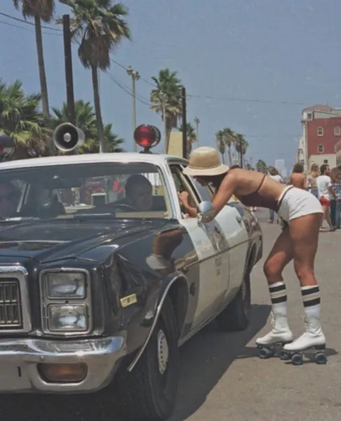 outdoor-police-retro