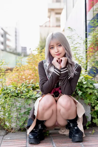 asian-boots-grey-hair