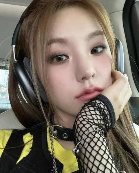 only-girls image