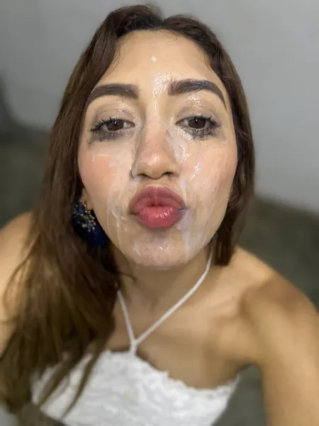 babe-cumshot-cute-2