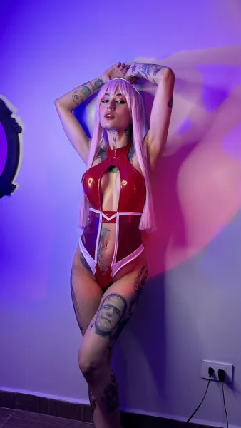 amateur-bodysuit-cosplay-2