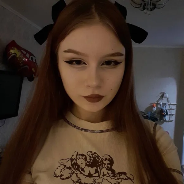 amateur-brown-eyes-cute