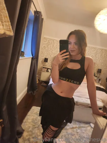 amateur-babe-busty-77