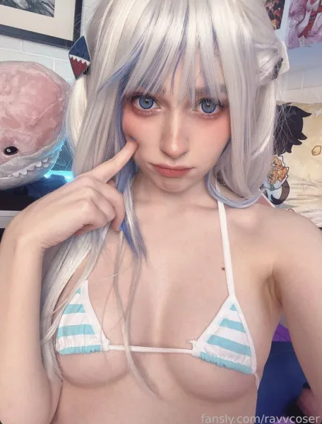 blonde-bikini-blue-eyes-13