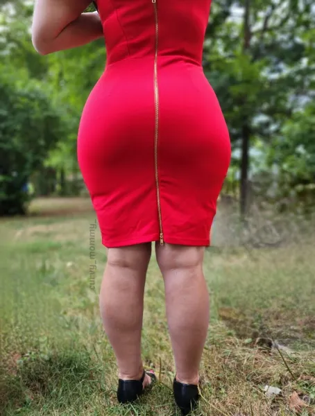 ass-booty-milf-16