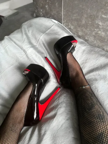 high-heels-heels-shoes